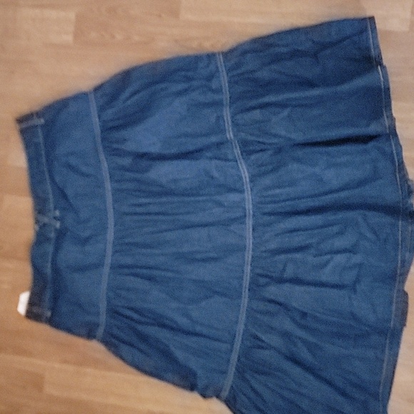 Western style denim skirt size 14 - Picture 2 of 4